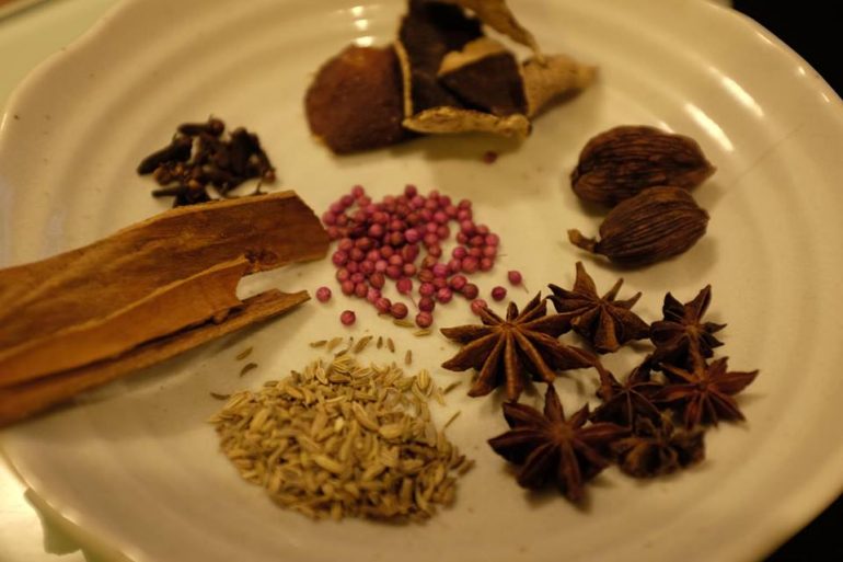 nguyên liệu làm rượu mai quế lộ