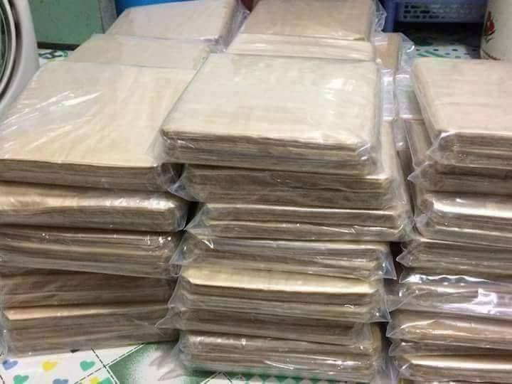 Mua bánh đa nem làng Chều tại Bắc Ninh