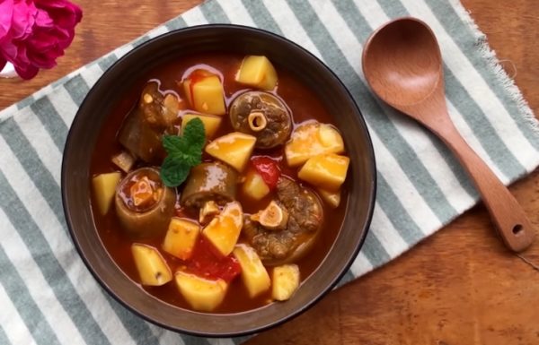 Đuôi bò hầm khoai tây