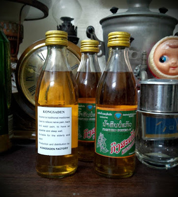 Rượu công sa đẻn Lào2