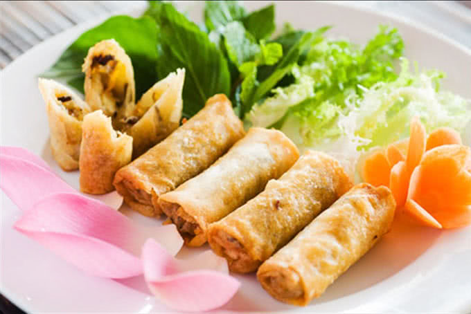 Mách bạn cách làm bánh đa nem chay tại nhà