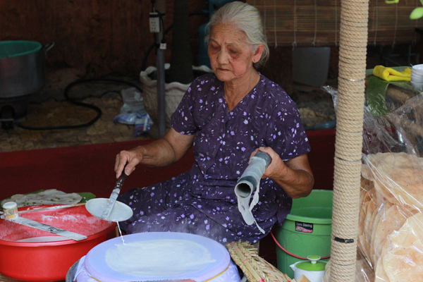 Nhật ký - Một ngày trải nghiệm làm bánh đa nem